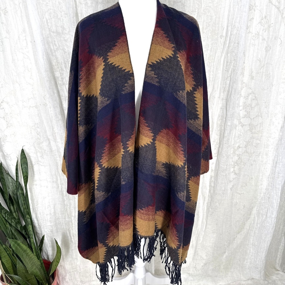 Southwestern Aztec Open Front Fringe Pancho Shawl Boho Cottage Cabincore Soft